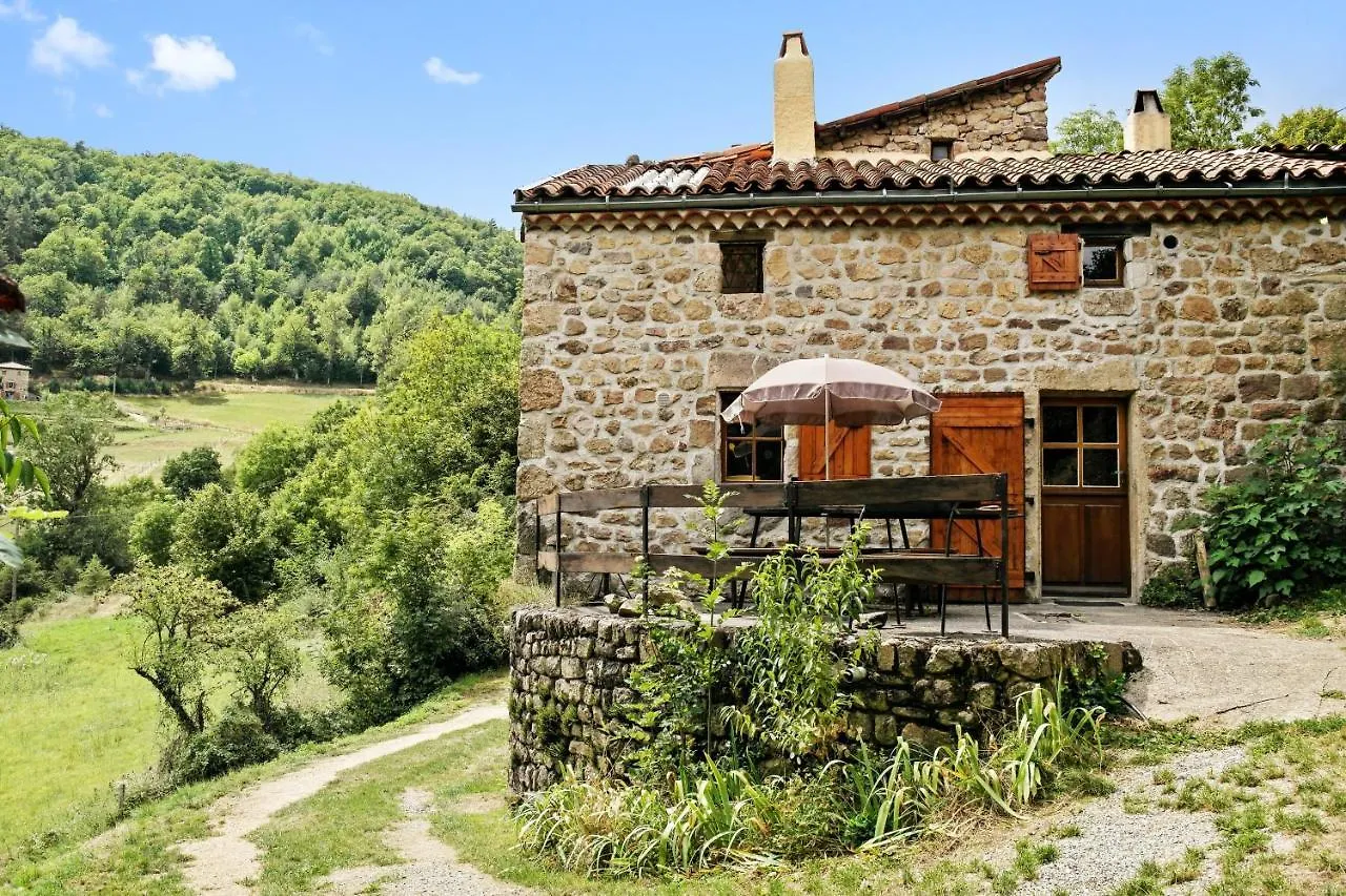 Maison Charmante A Saint-Basile Avec Jardin Et Cheminee